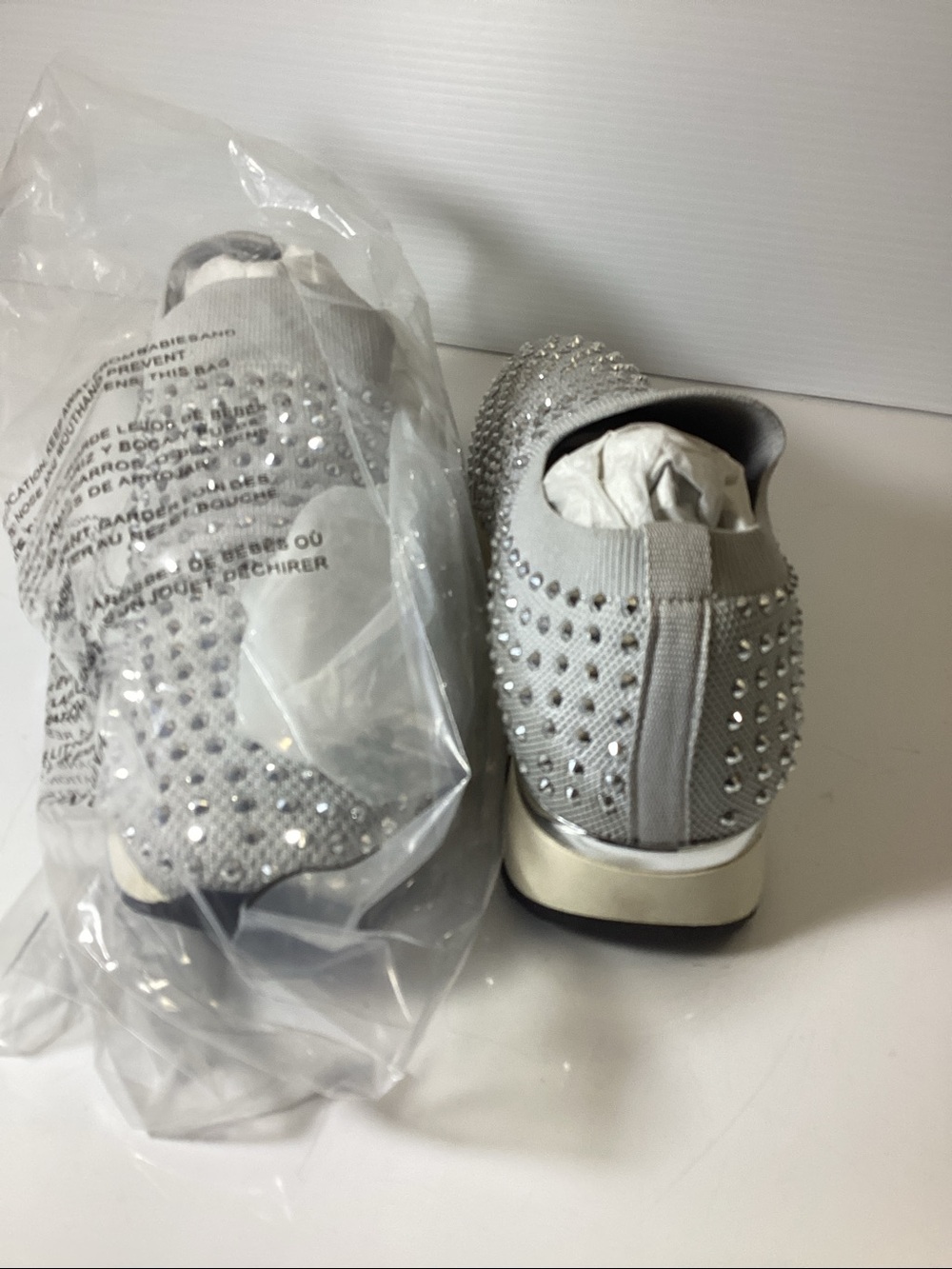 REACTION- The Cameron Jewel Jogger Slip-On Sneaker - Picture 10 of 12